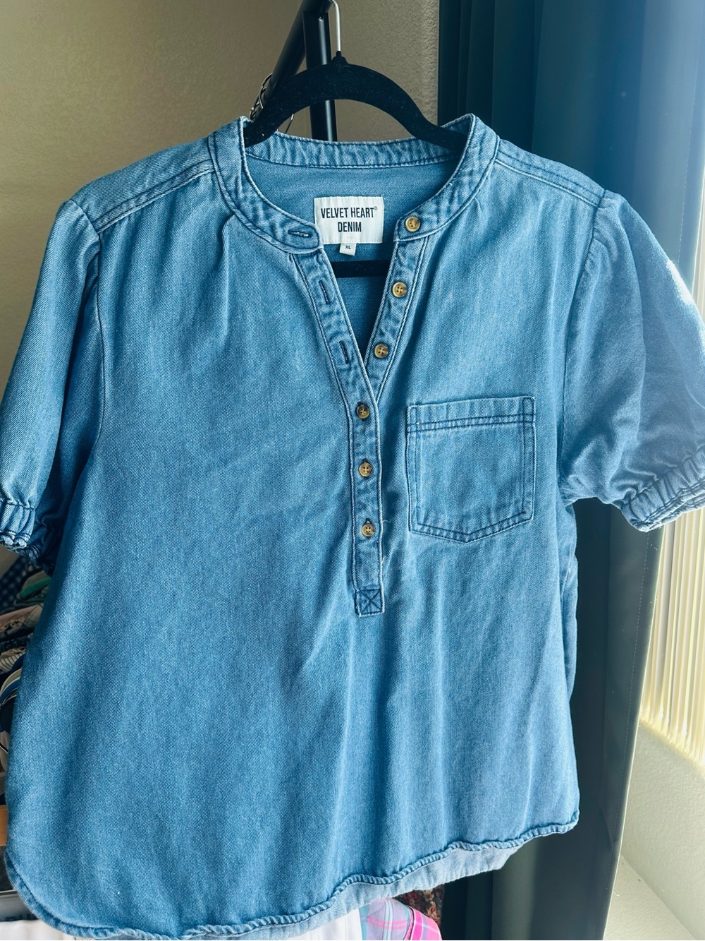 Velvet Heart Denim Light Wash Blue Button-Front Top